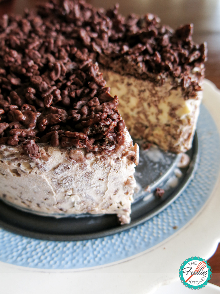 Chocolate Crunch Ice Cream Cake - The Foodies' Kitchen