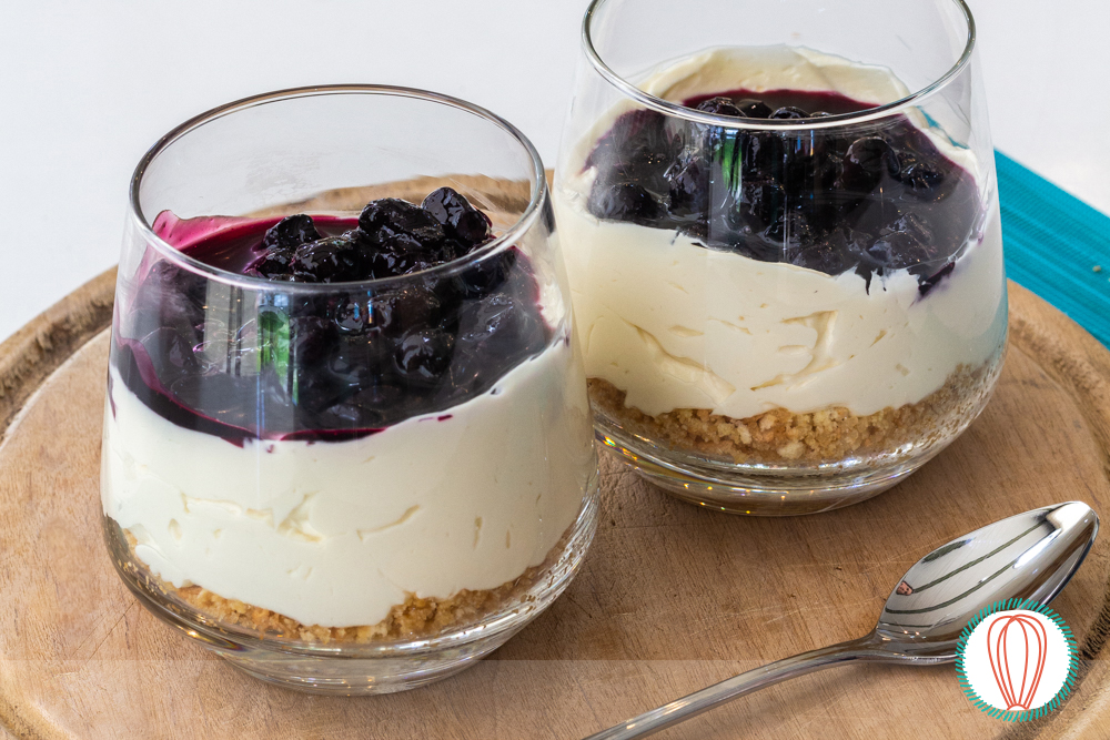 Pequeños Foodies: Cheesecakes Individuales de Arándano - The Foodies'  Kitchen